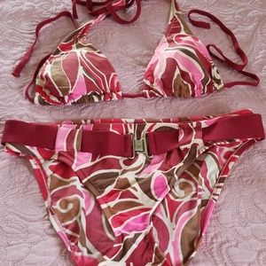 Belted bikini